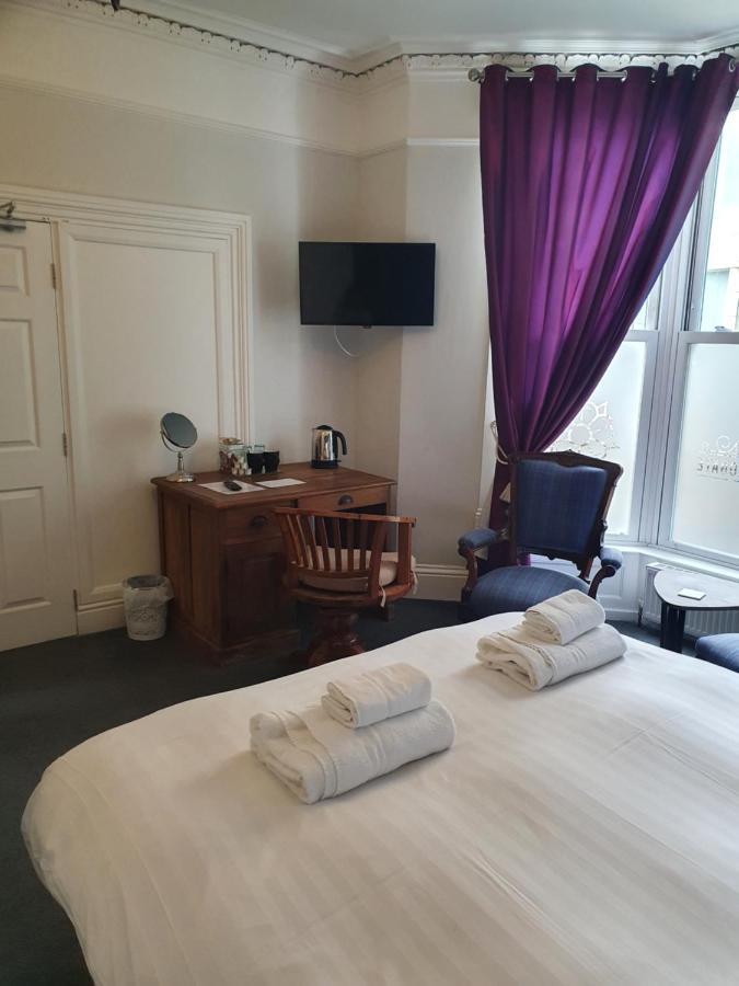 The Lodge Harrogate 3*